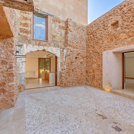 Tano Villa *
